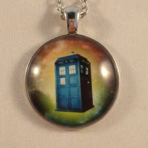 Dr. Who Telephone Booth TARDIS Cabochon Necklace